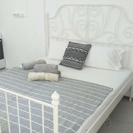 Meli'S Studio Apartment Pefkochori Exterior photo
